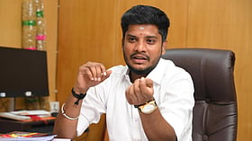 திருச்சி: ``உங்களுக்கு என்னதான் சார் பிரச்னை?"- முதல்வர் பிரசாரம் குறித்த கேள்விக்கு அமைச்சர் ரமேஷ்