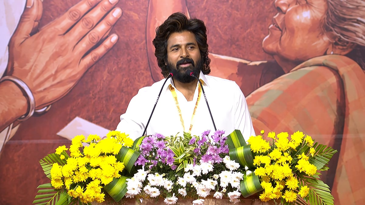 Sivakarthikeyan: அவர் உங்களுக்கு Fans எல்லாம் இருக்காங்களா?னு கேட்டார் - சிவகார்த்திகேயன்