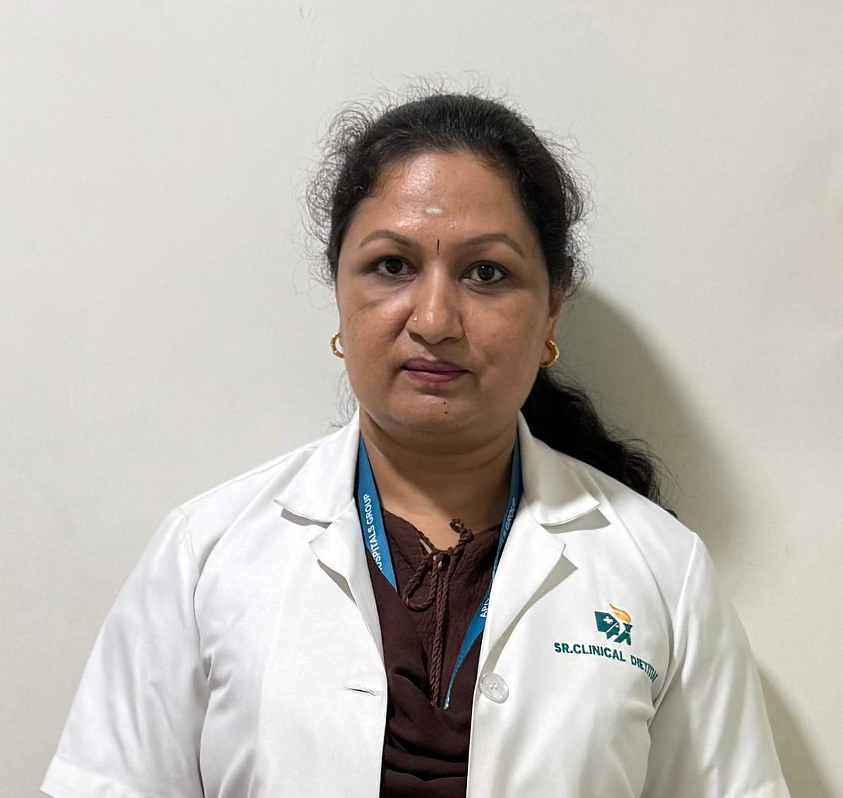 Doctor Vikatan: பசும்பாலில் பச்சை முட்டையைக் கலந்து குடித்தால் உடல் வலிமை பெறுமா?