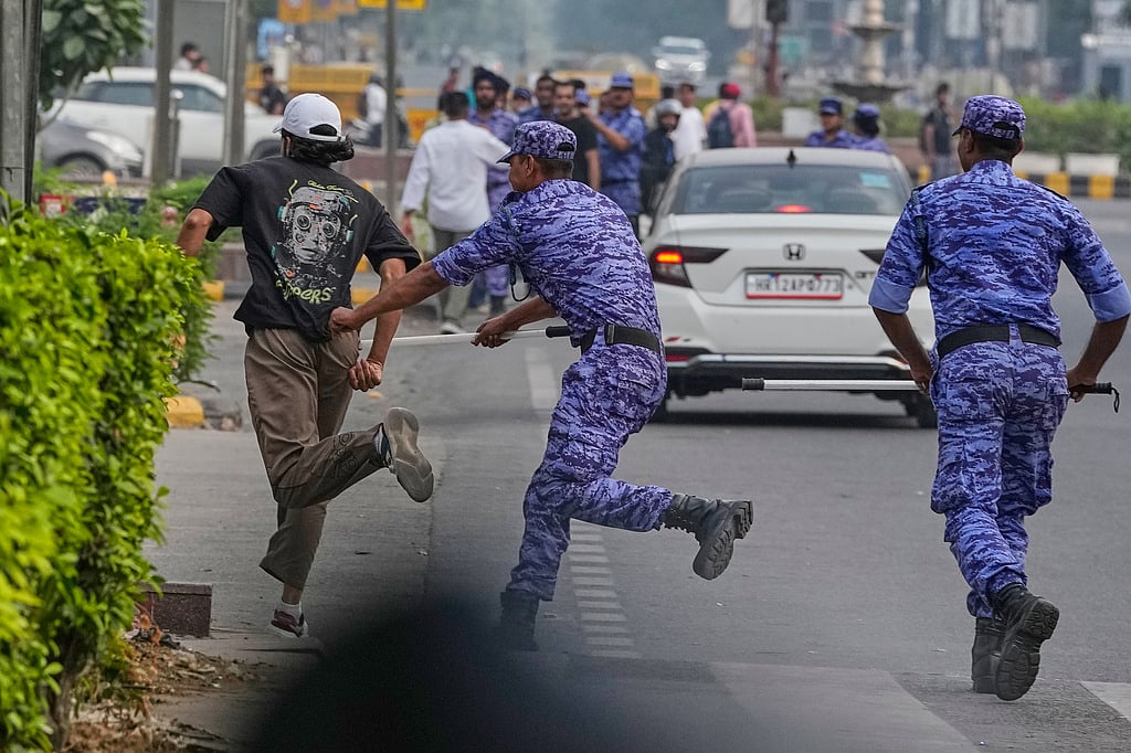 மாணவர்கள் - டெல்லி போராட்டம்