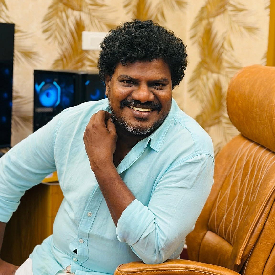 Aadukalam Murugadoss