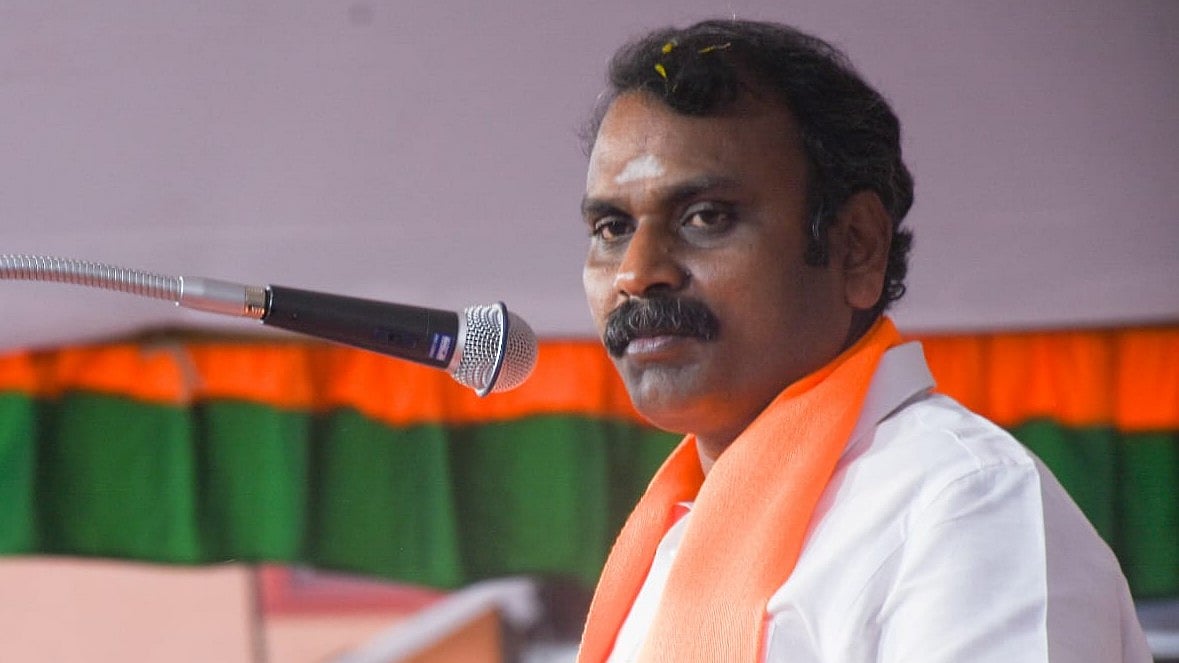 தினக்கூலித் தொழிலாளியின் மகனாக இருந்து இன்று... - மத்திய இணையமைச்சர் எல்.முருகன் ராஜினாமா