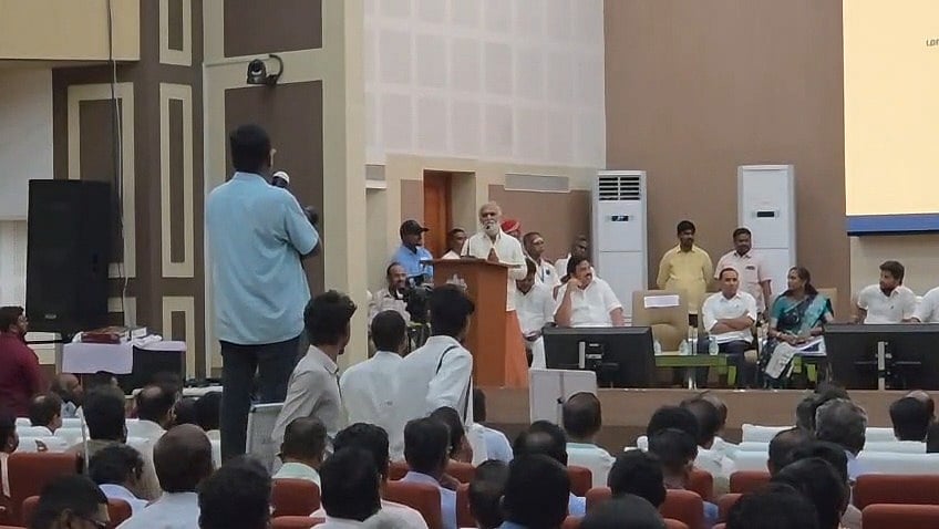 மாநகராட்சி கூட்டம்