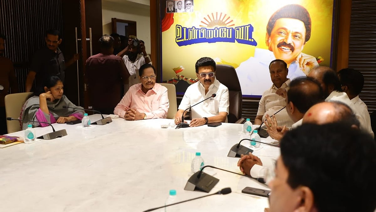 EVM வேண்டாம்; வாக்குச்சீட்டு முறை வேண்டும் - காங்கிரஸ், தவெகவிற்கு கண்டனங்கள் - திமுக தீர்மானங்கள்
