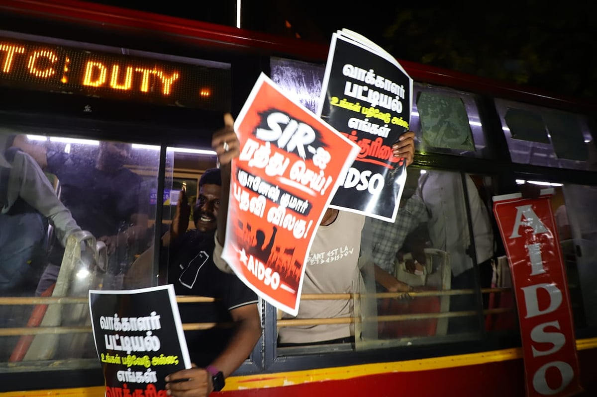 போராட்டங்களால் தடுமாறும் தவெக மேலிடம்? புலம்பும் உளவுத்துறை; திணறும் போலீஸ்