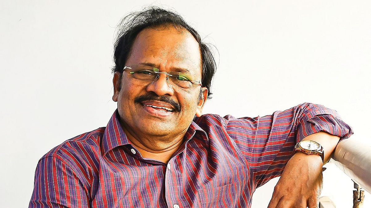 சில மனிதர்கள்... பல நினைவுகள்! - வீடு ஒரு கனவு! - அடுத்த இதழில்...