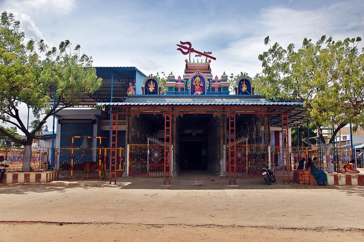 திருநெல்வேலி: திருமண வரம், குழந்தை வரம் அருளும் வல்லநாடு ஸ்ரீ தம்பிராட்டி அம்மன் திருக்கோயில்! Album