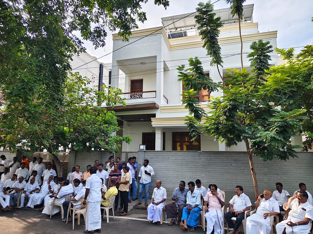 KN நேரு வீட்டில் ரெய்ட்